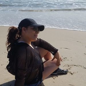 Meet your Posher, Lea